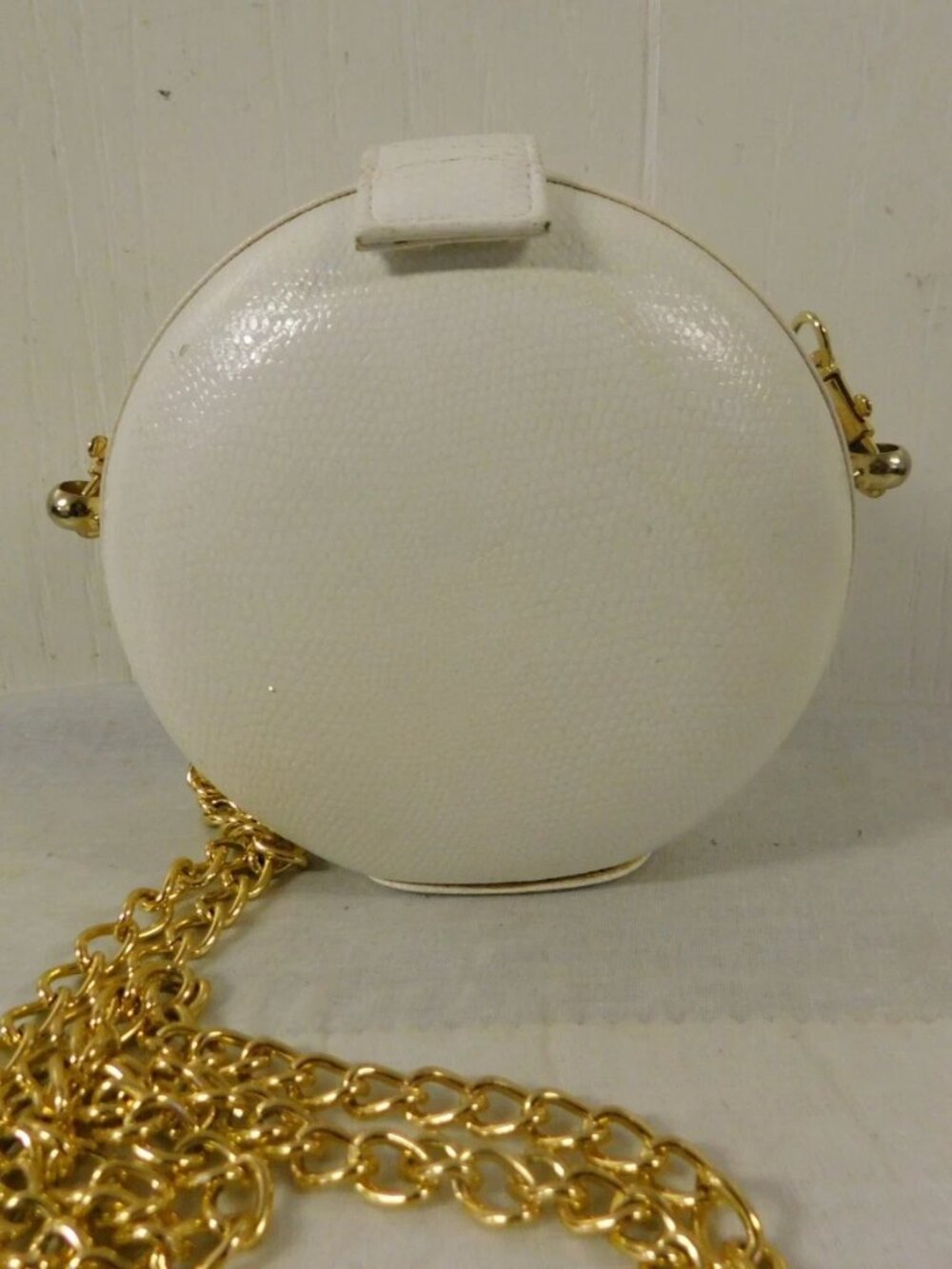 Vintage Walborg Pillbox Style Handbag White Pebbled Leather